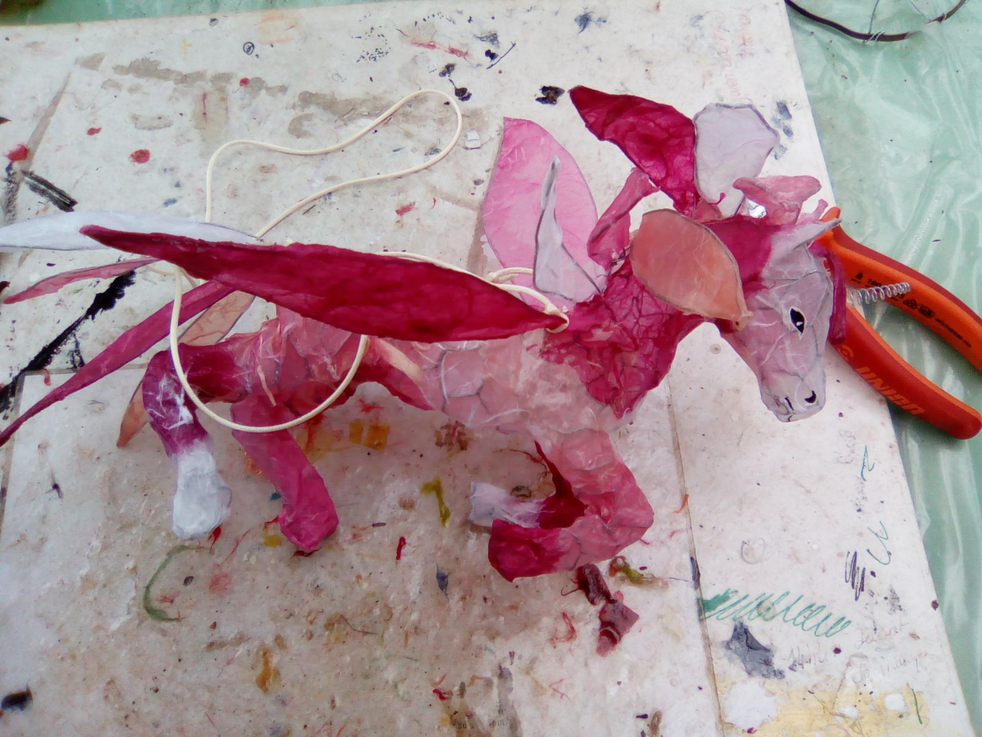 licorne volante rose